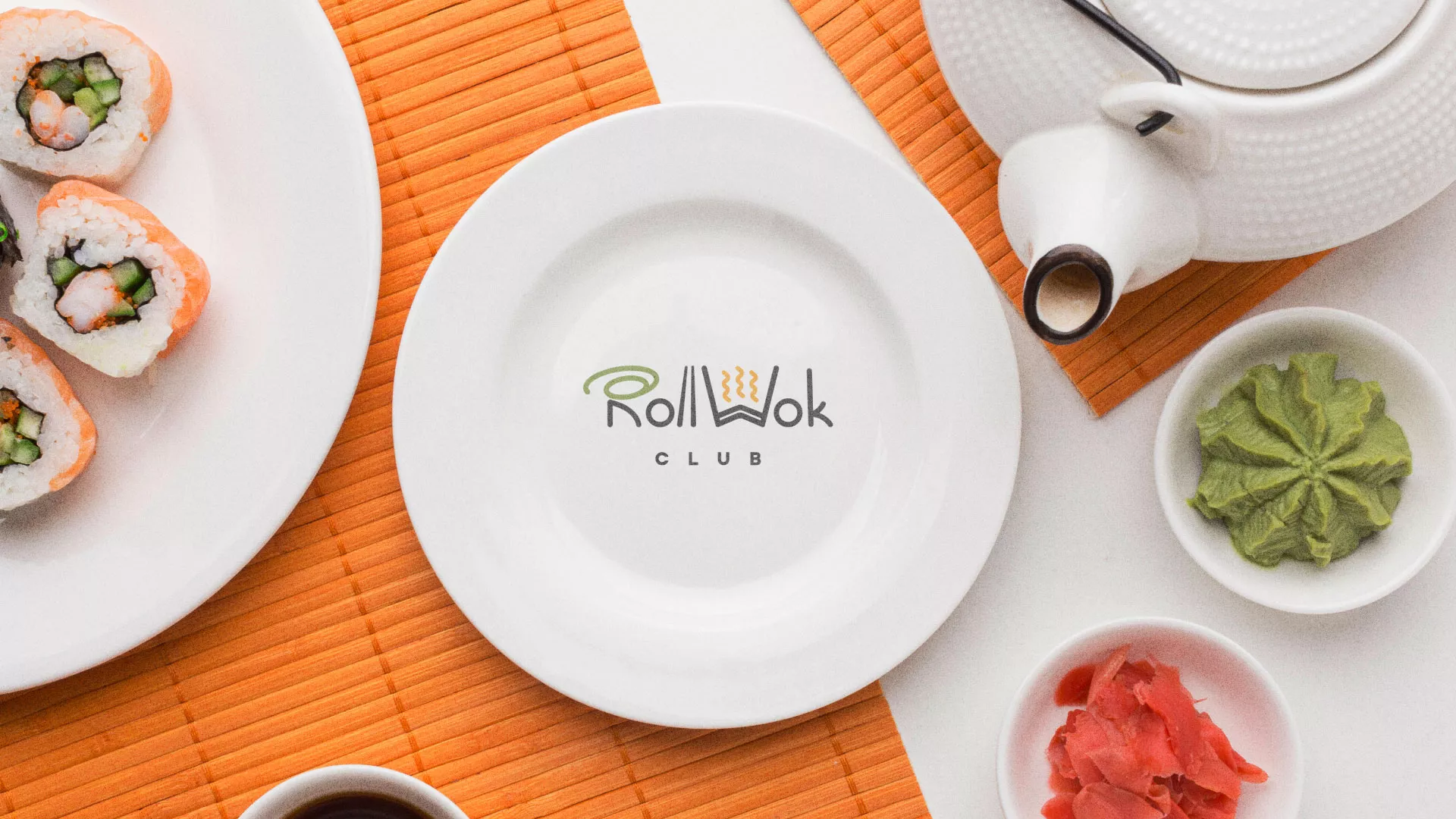 Разработка логотипа и фирменного стиля в Алейске для суши-бара «Roll Wok Club» Разработка логотипа и фирменного стиля в Алейске для суши-бара «Roll Wok Club»